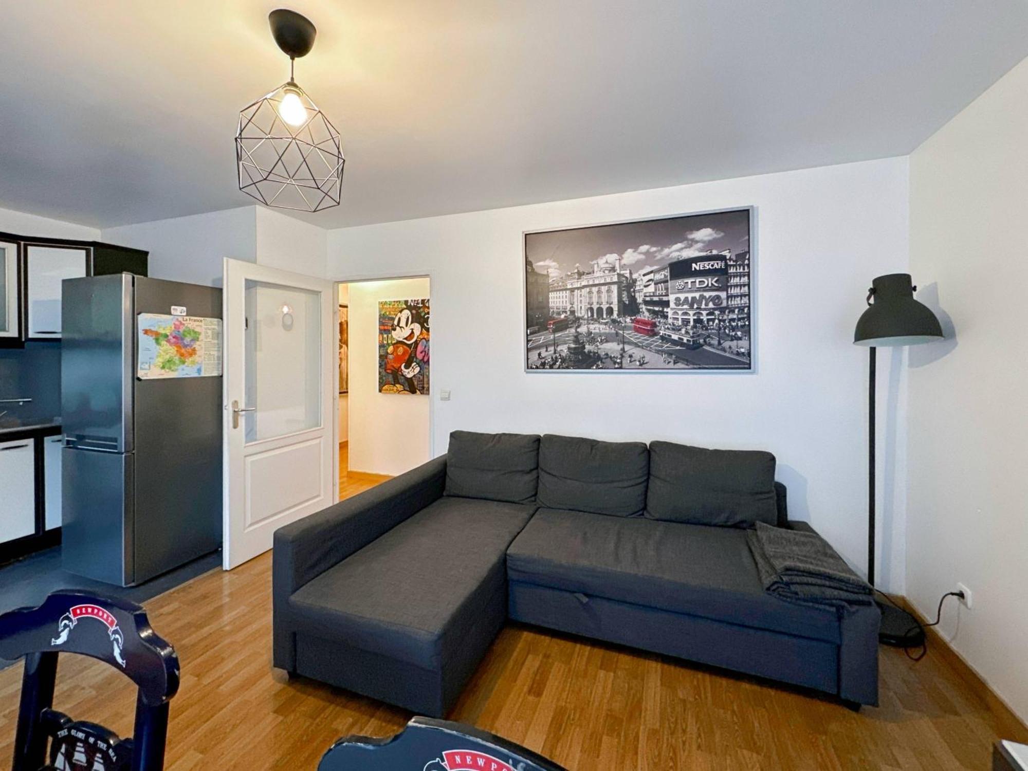 Les Paves De Prague - Appartement Pour 4 A 10 Minutes De Disneyland Paris Монтеврен Екстериор снимка