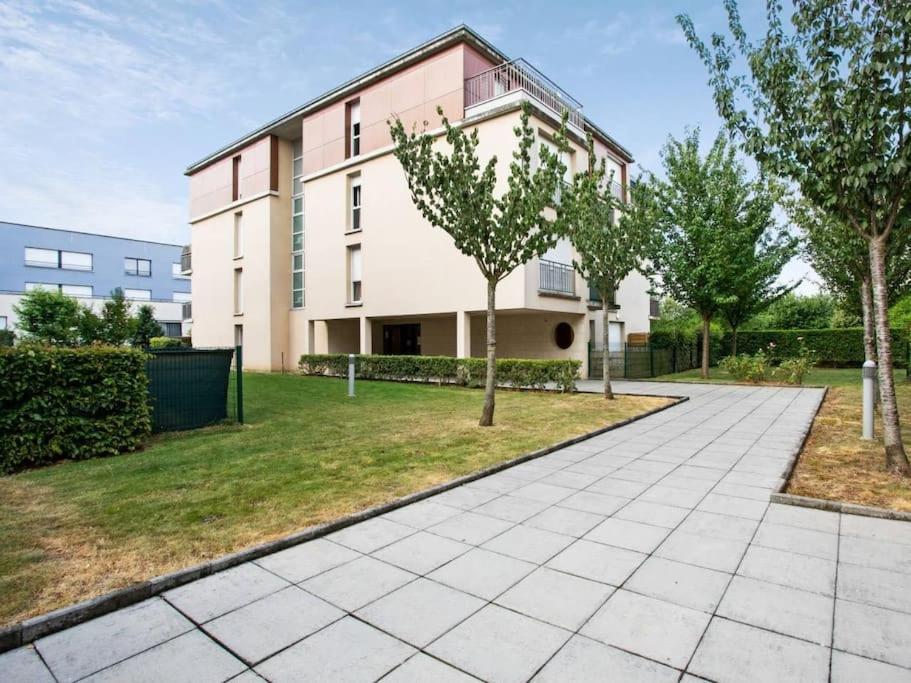 Les Paves De Prague - Appartement Pour 4 A 10 Minutes De Disneyland Paris Монтеврен Екстериор снимка