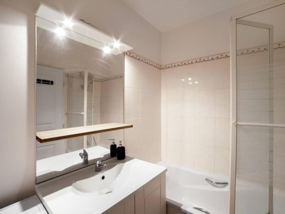 Les Paves De Prague - Appartement Pour 4 A 10 Minutes De Disneyland Paris Монтеврен Екстериор снимка